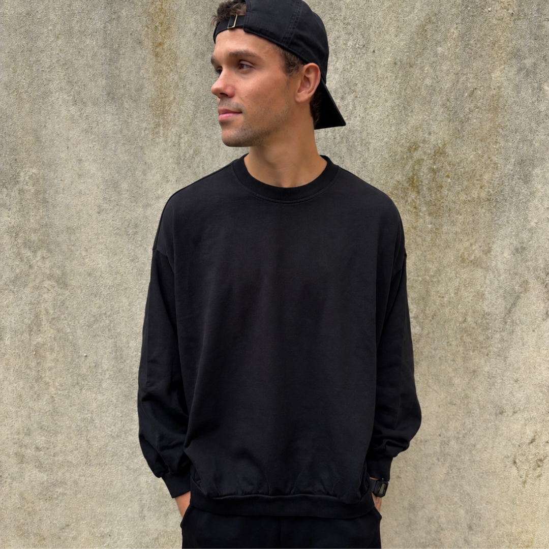 Mockup Black Sweater Front
